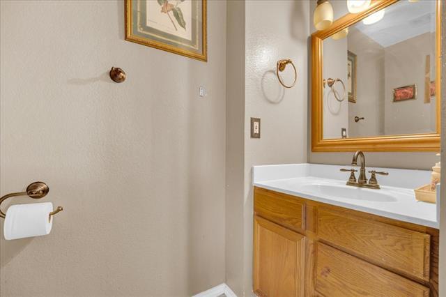 Building Photo - 6610 Beryl Dr