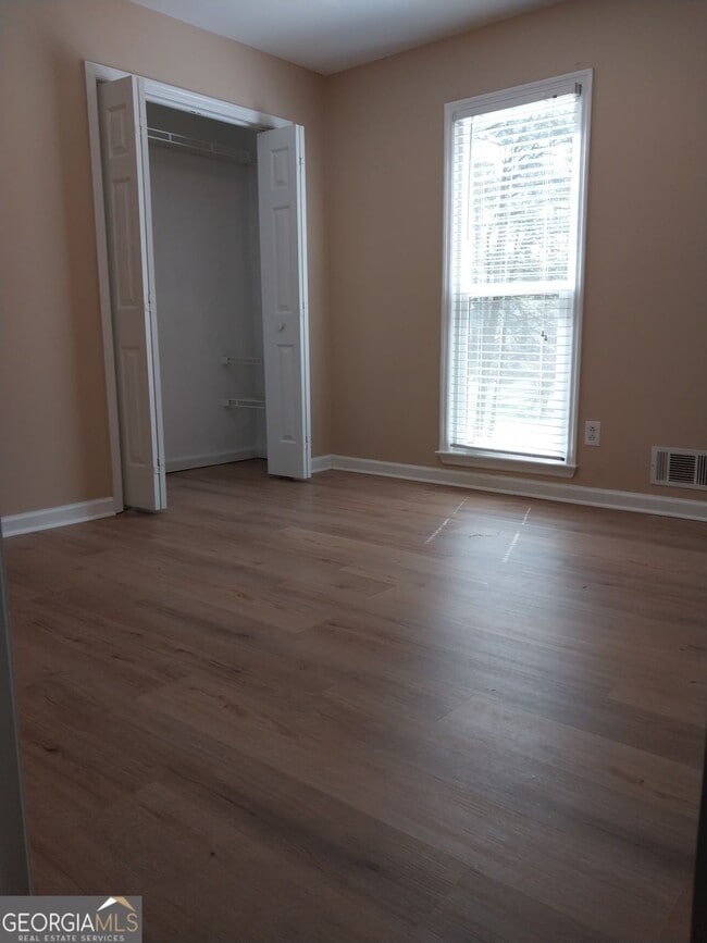 Building Photo - 4820 Westbourne Dr