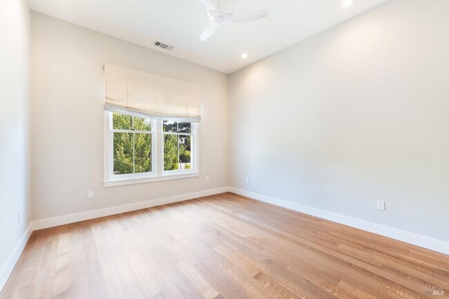 Building Photo - 1508 Spring St