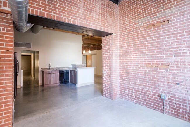 Building Photo - 1209 Washington Ave