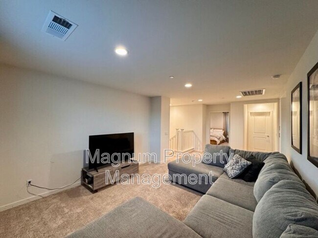 Building Photo - 30411 Ridgecrest Rd