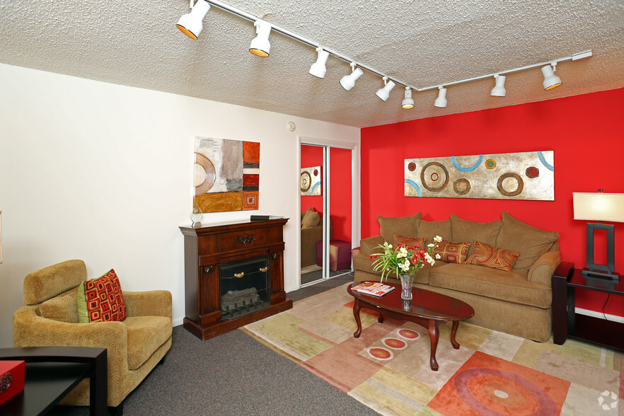 Interior Photo - Cedar Glen Apartments