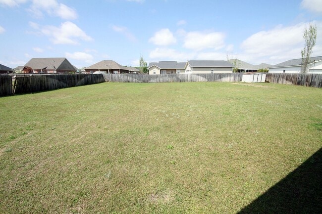 Building Photo - 344 Trent Rd