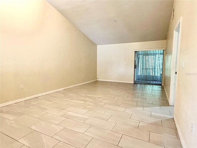 Building Photo - 1172 Jade E Ln
