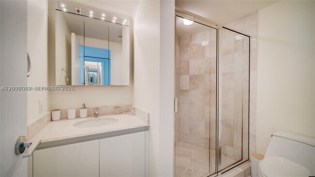 Building Photo - 1455 Ocean 902