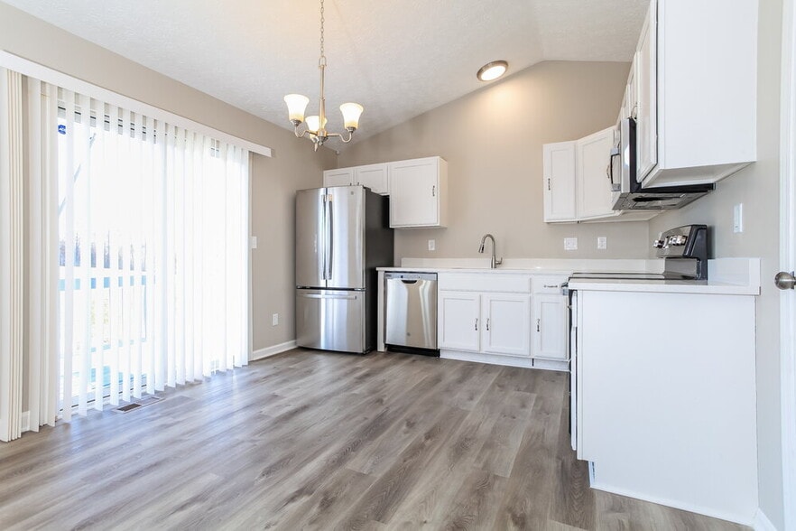 Building Photo - 4559 Parkwick Dr