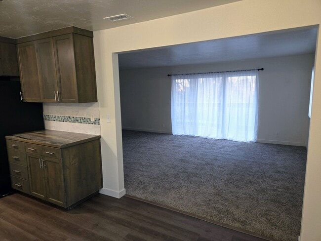 Building Photo - 2118 S Roosevelt St