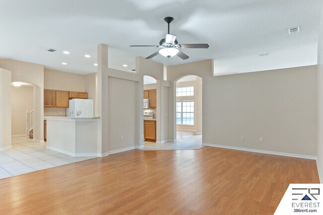 Building Photo - 13 Zinnia Trail