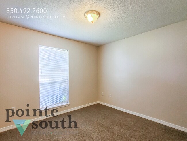 Building Photo - 615 Batten Blvd