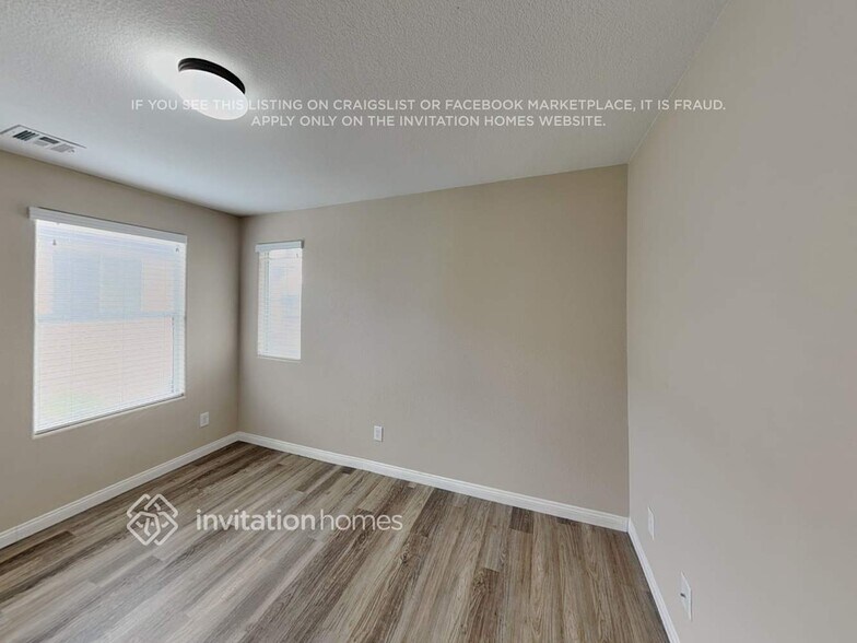 Building Photo - 9974 Ashland Oaks Ct