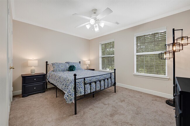 Building Photo - 4102 Caneshaw Dr