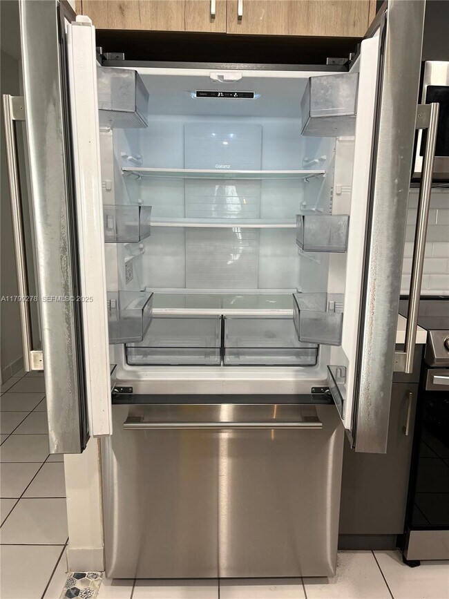 Building Photo - 6801 Harding Ave