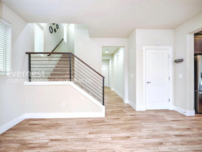 Building Photo - 14830 16th Pl W