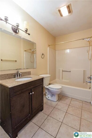 Building Photo - 109 Freedom Ct