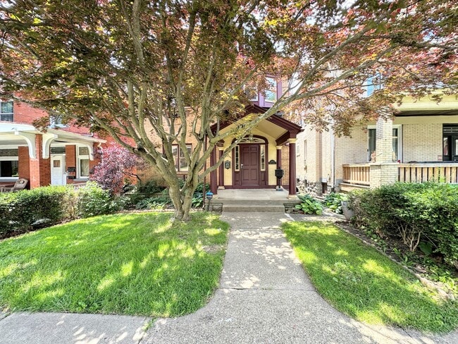 Primary Photo - 207 Giffin Ave