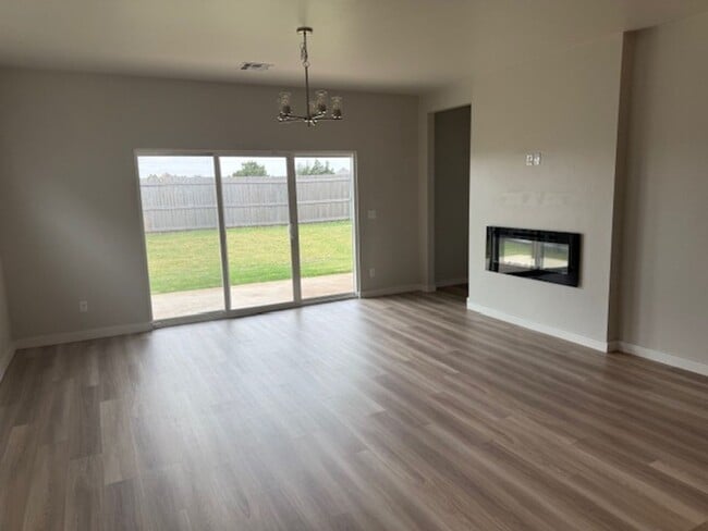 Building Photo - 8100 NW 151st Cir