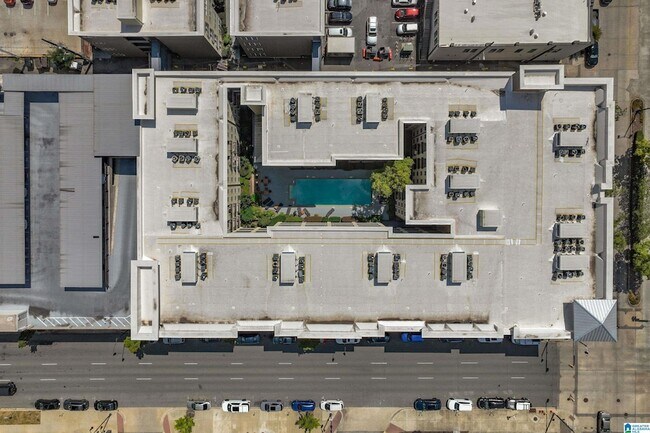 Building Photo - 2020 5th Ave S