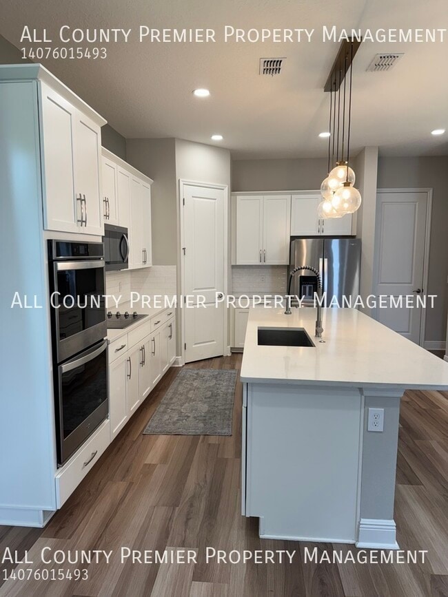 Building Photo - 10235 Austrina Oak Lp
