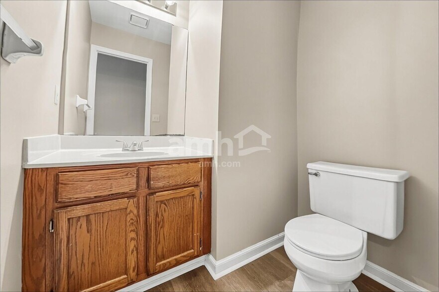 Building Photo - 7037 Berry Blossom Ct