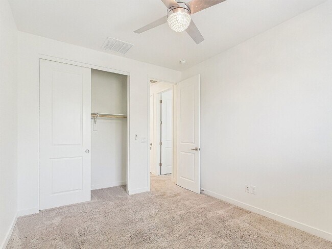 Building Photo - A luxe home in the heart of Chandler