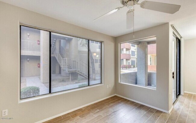 Building Photo - 3848 N 3rd Ave