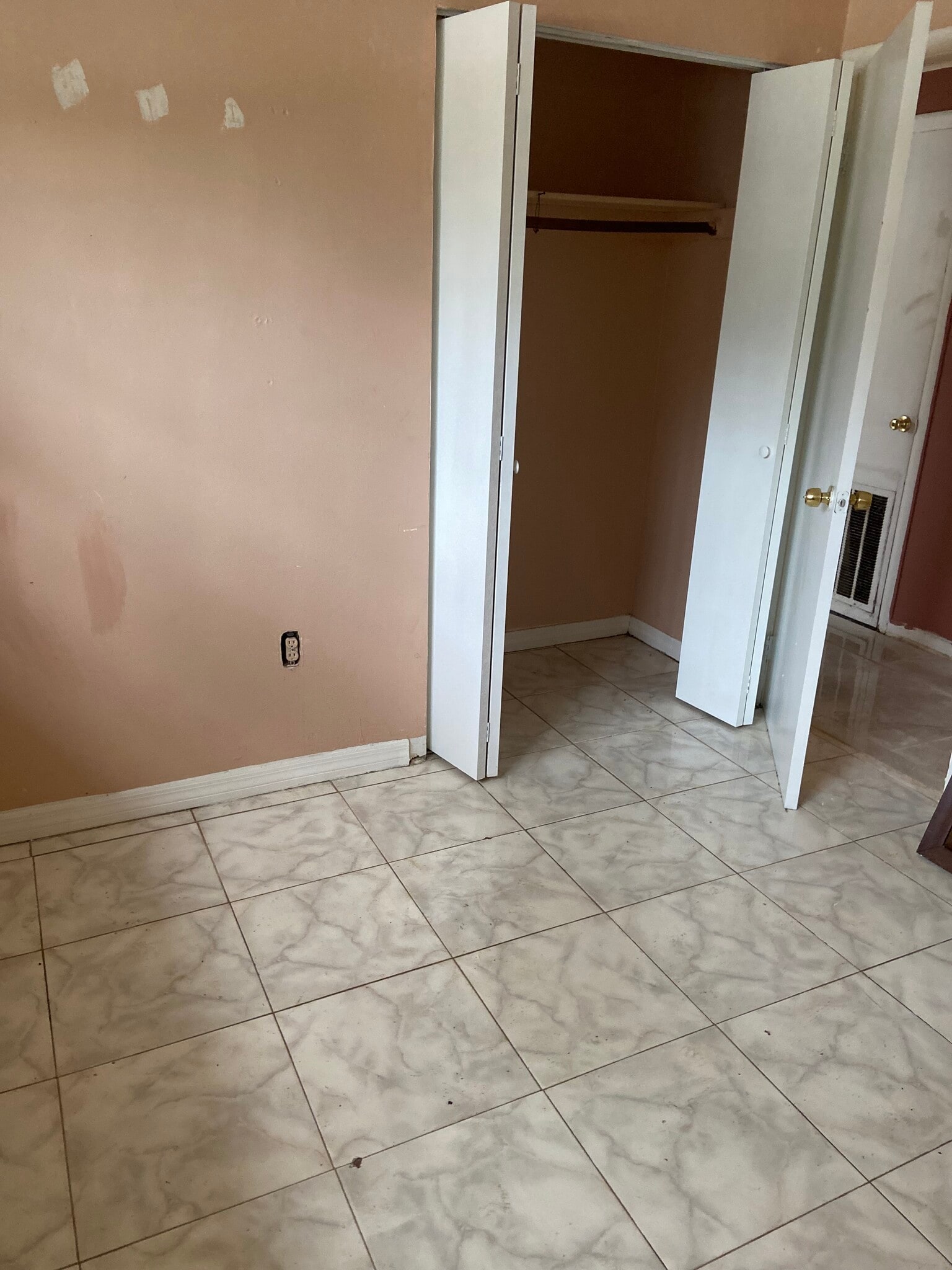 Building Photo - 17120 NW 10th Ct