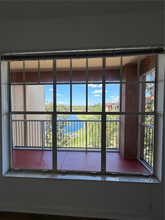 Building Photo - 5542 Metrowest Blvd