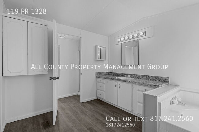 Building Photo - 119 Private Rd 1328