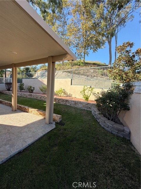 Building Photo - 17 Pastora