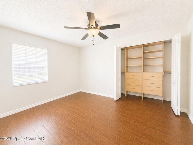 Building Photo - 270 Quail Dr