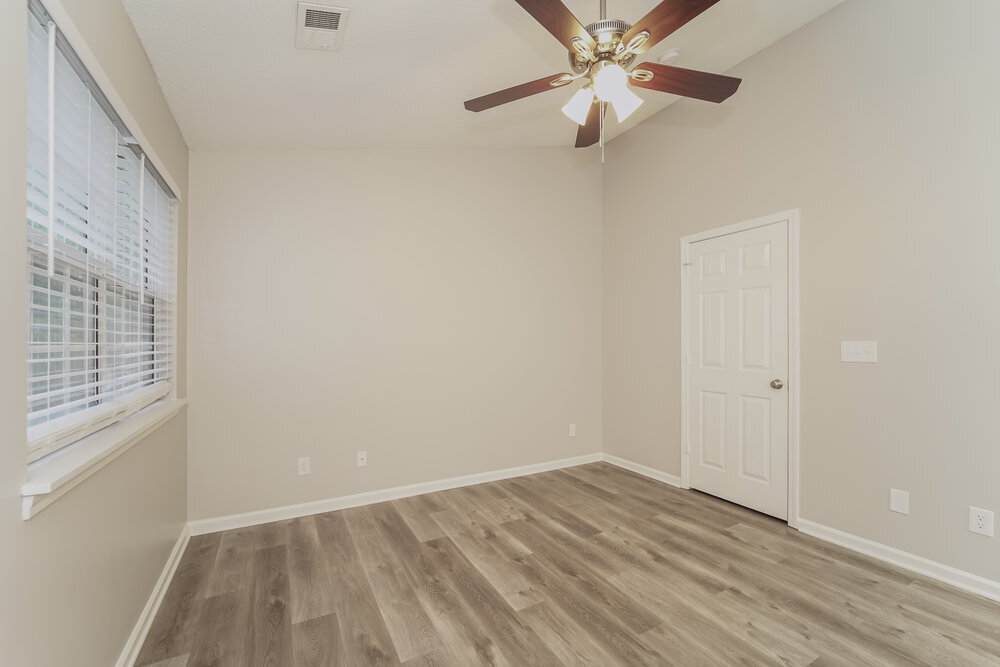 Building Photo - 3204 Summercroft Ln