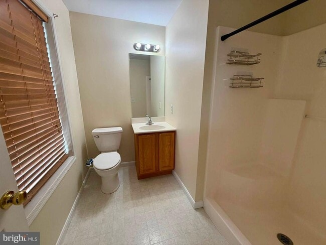 Building Photo - 296 Verdier St