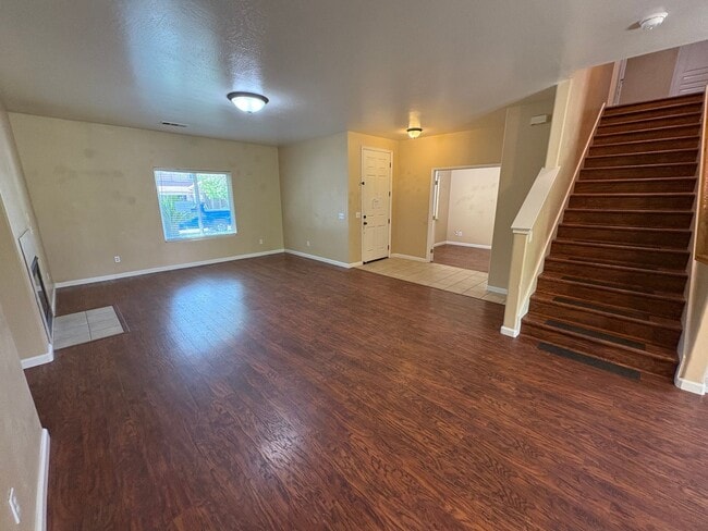 Building Photo - Two story home in SW Visalia coming soon!