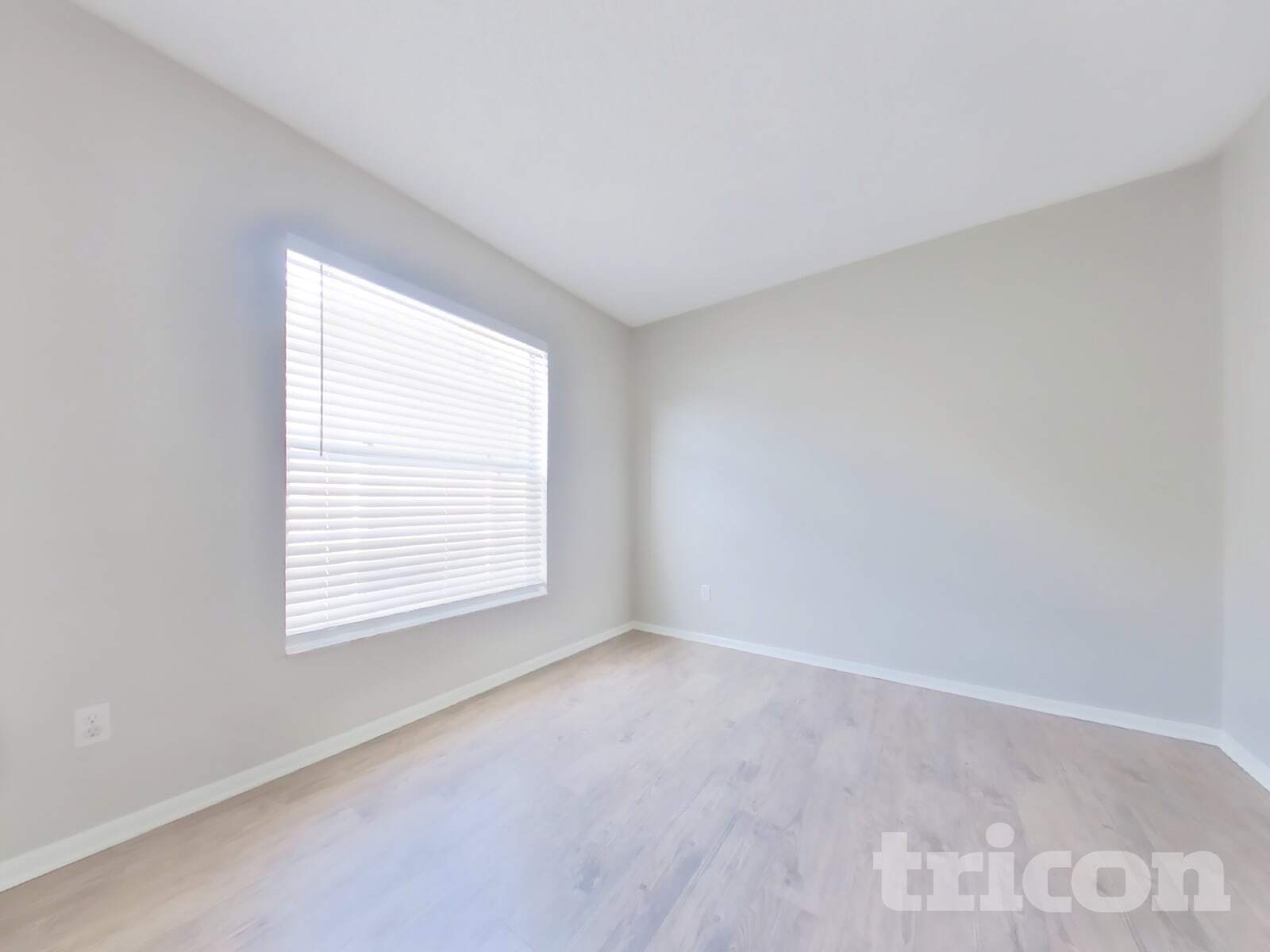 Building Photo - 1253 Ashworth Dr