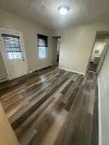 Building Photo - 218 N 5th St