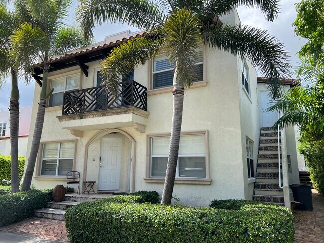 Building Photo - 252 Oleander Ave