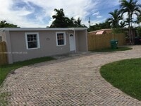 Building Photo - 4700 SW 97th Ave