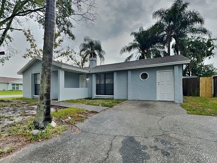 Building Photo - 9402 Lonsdale Ct