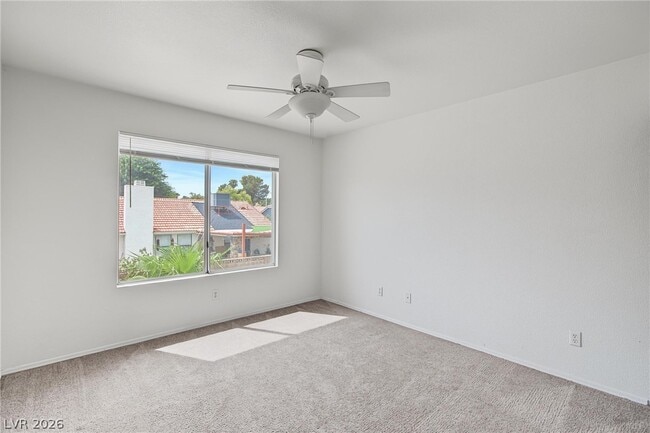 Building Photo - 2909 Sarina Ave