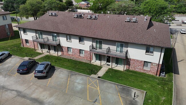 Building Photo - 817 Southwest Blvd