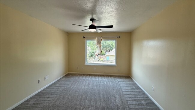 Building Photo - 7206 Bethany Bay Dr