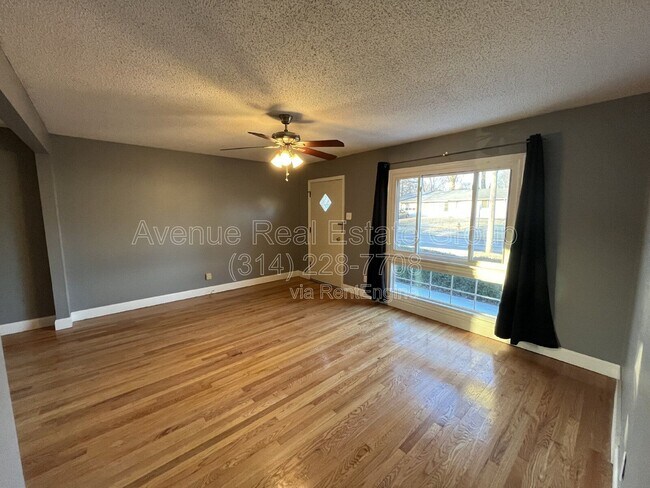 Building Photo - 1160 Mullanphy Ln