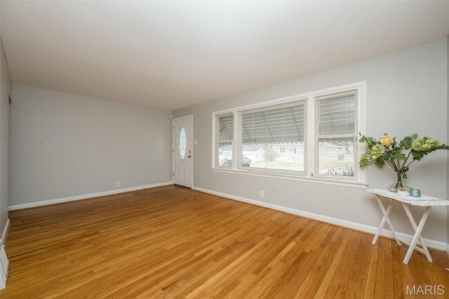 Building Photo - 10217 Cabot Dr