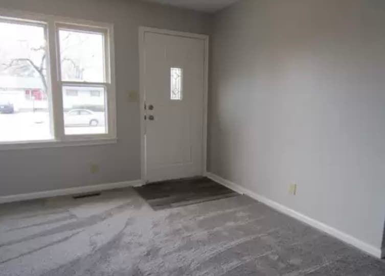 Living Room - 617 Lena Ave