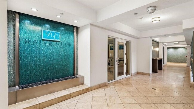 Building Photo - 1325 Snell Isle Blvd NE