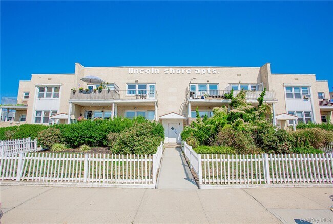 Primary Photo - 345 Shore Rd