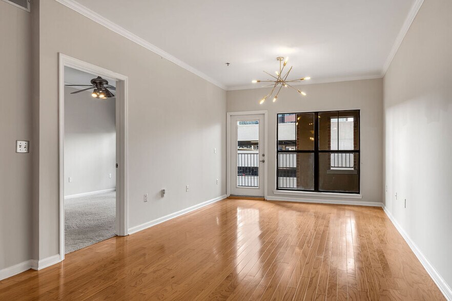 Living room - 1803 Broadway