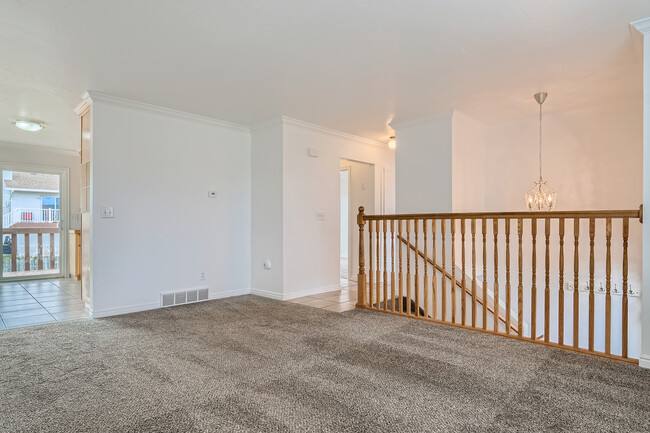 Living Room - 2329 W Bonniebrook Cir