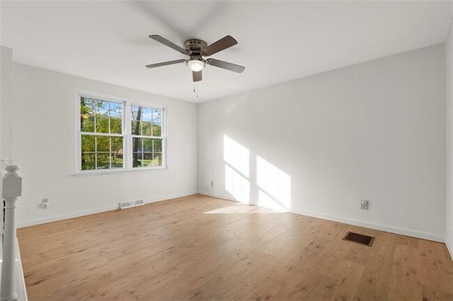 Building Photo - 233 Overbrook Rd