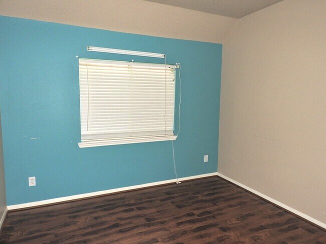 Building Photo - 5443 Santa Chase Ln
